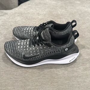 Nike react infinity run 4